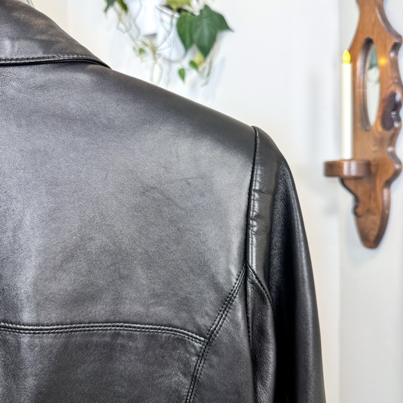 Danier Black Leather Women's Jacket - Picture 4 of 7